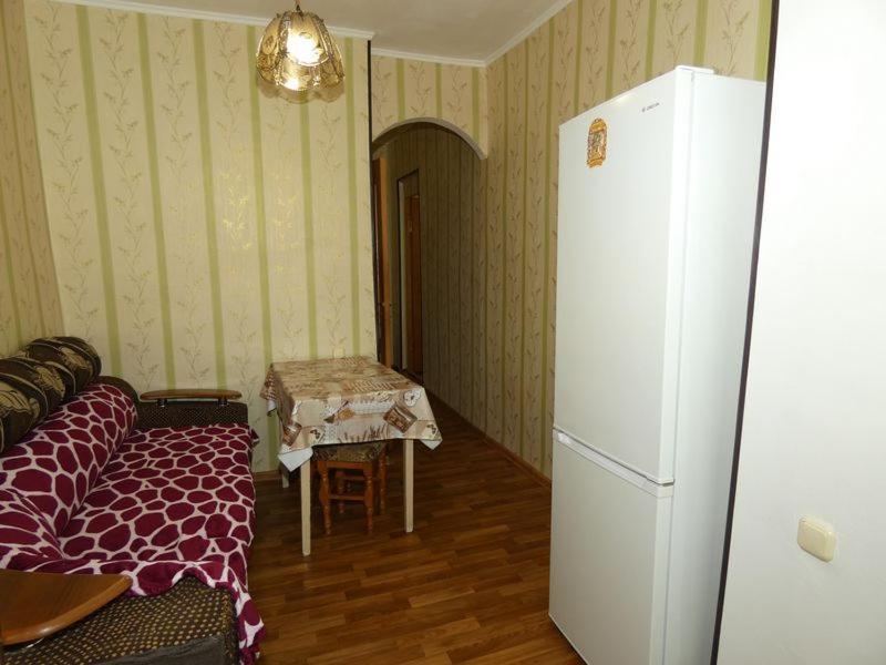 피준다 Квартира В Пицунде На Агрба 19 К1 아파트 외부 사진